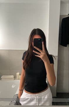 Amelia08