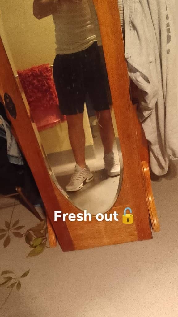 TommyTicklesToes